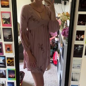 Long sleeved pink american eagle dress